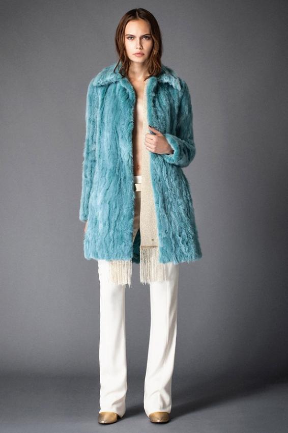 Female weakness - fur coats. Famous brands make us happy.