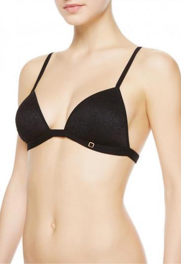 Hint to men how to choose luxury lingerie as a gift. La Perla