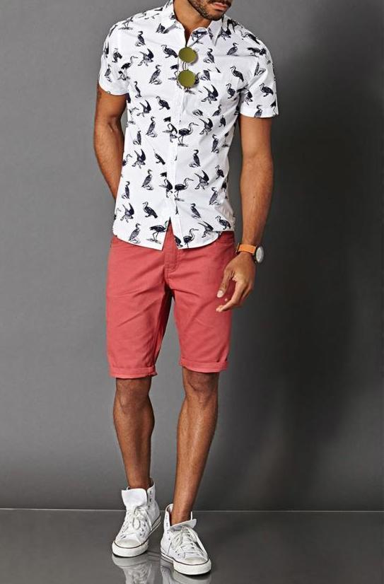 Follow These Latest Men's Beach Fashion Trends